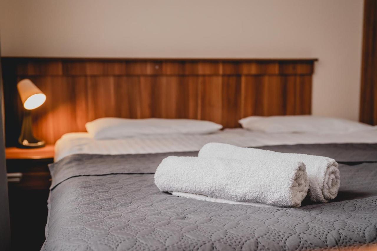 Hotel Nad Morzem- Art-Pension Świerzno Eksteriør billede