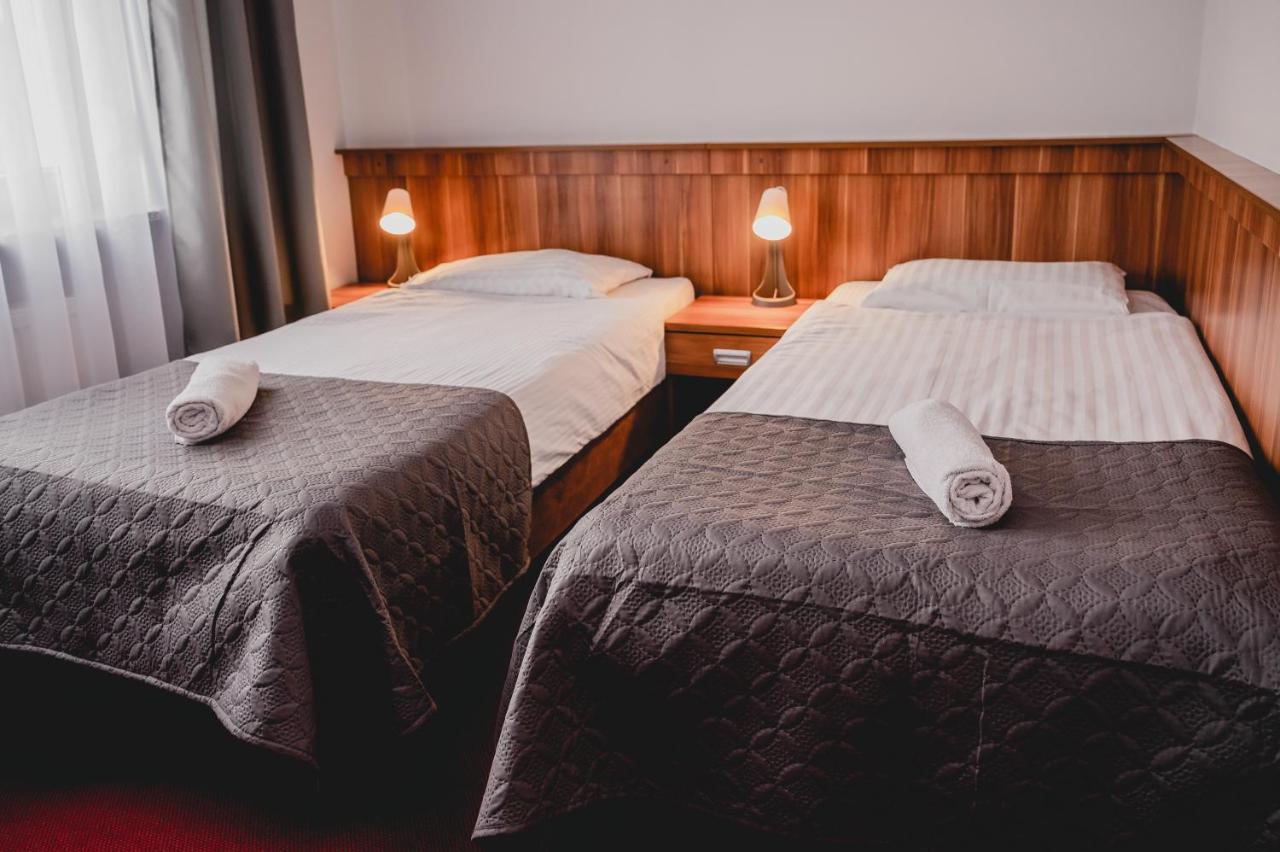 Hotel Nad Morzem- Art-Pension Świerzno Eksteriør billede