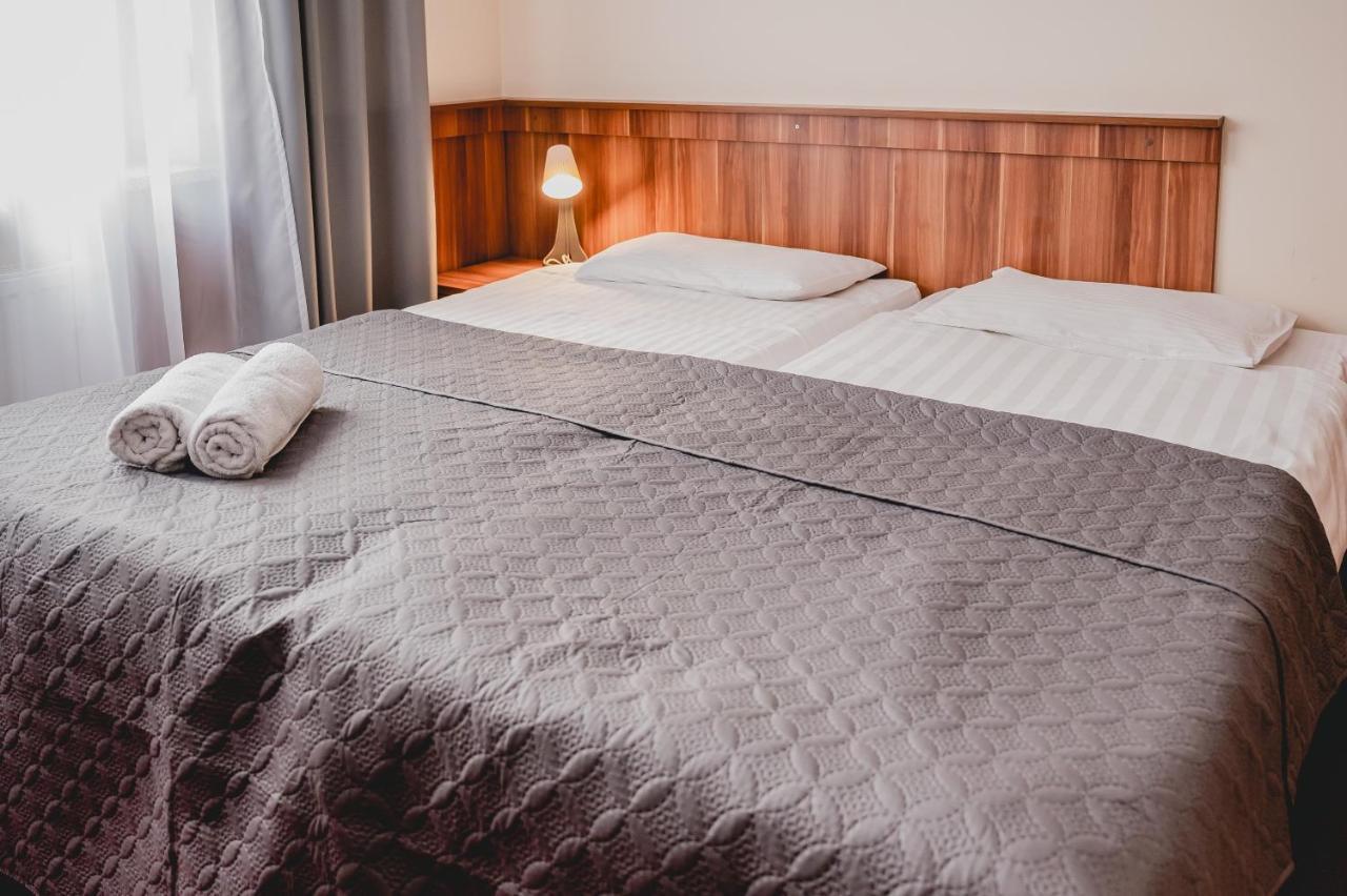 Hotel Nad Morzem- Art-Pension Świerzno Eksteriør billede